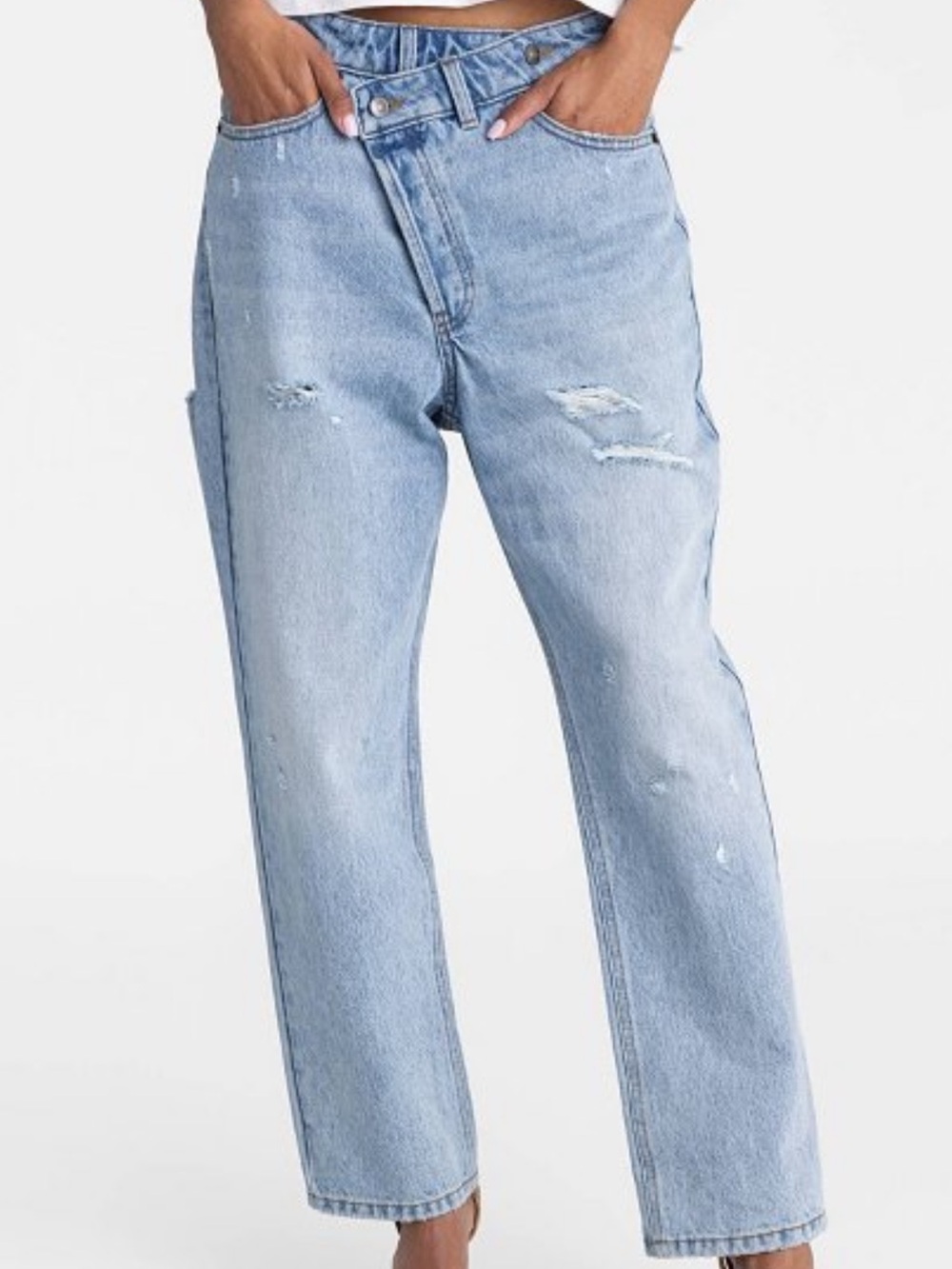 NWT Target x KBB by KAHLANA Mid-Rise Tapered Leg ‘Dylan Jean’ ✨ - Picture 3 of 5